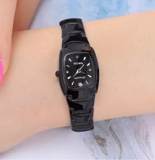 Reloj de moda Negro